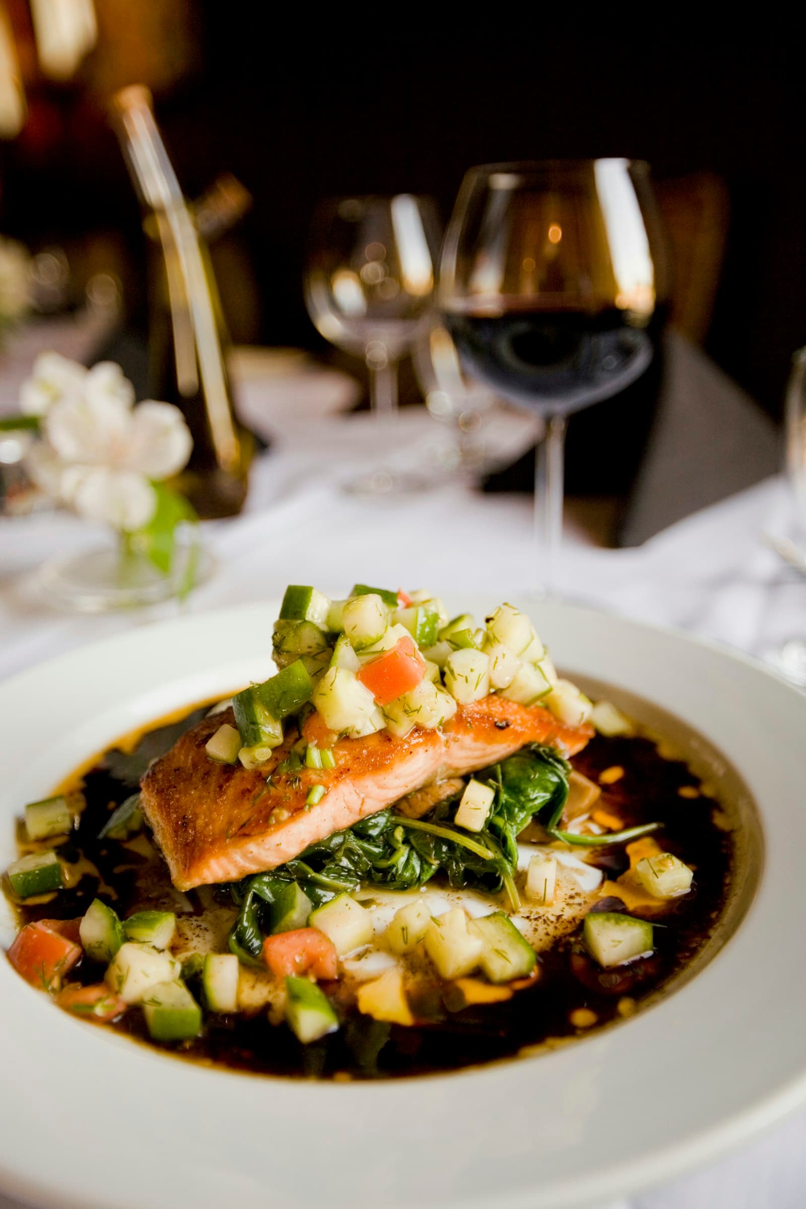 Filet de poisson et légumes de saison